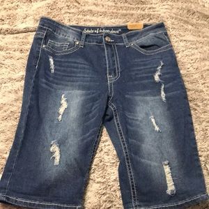 State of independence Bermuda length stretch denim